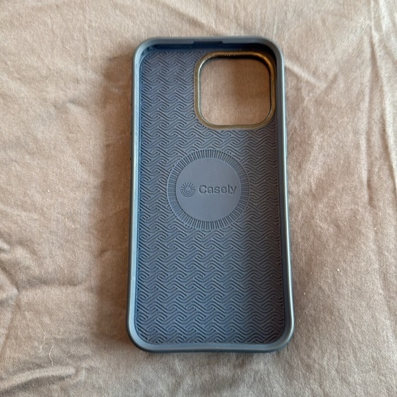 Casely iPhone 15 Pro Max MagSafe Opposites Attract Day & Night Mountain Case - Picture 2 of 5